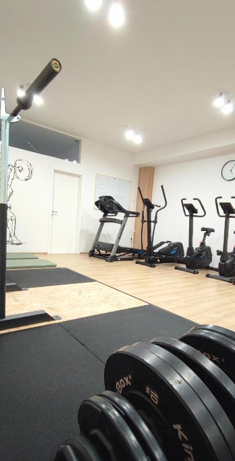 Cozy Rooms Luna - Home Gym ザダル エクステリア 写真